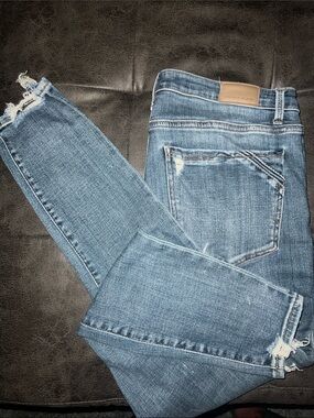 Buckle Light Blue Skinny Jeans with Frayed Hems